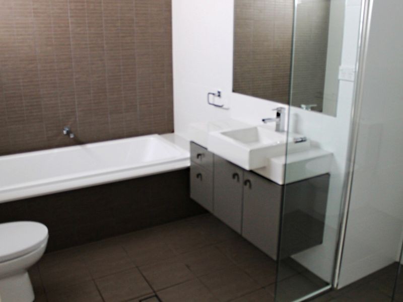 64 Central Park Avenue, Baulkham Hills NSW 2153