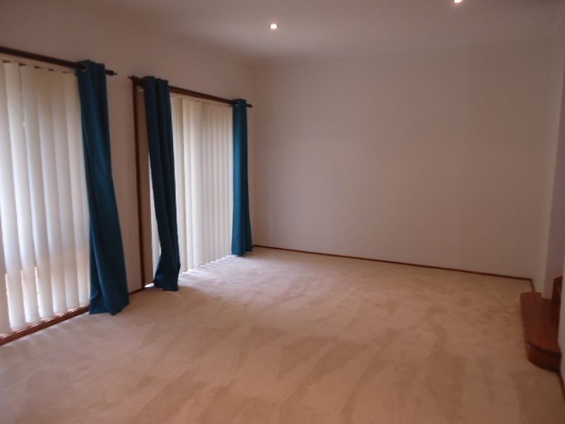 17/9 Oakland Avenue, Baulkham Hills NSW 2153