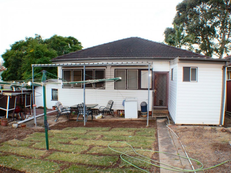 24 Marks Avenue, Seven Hills NSW 2147