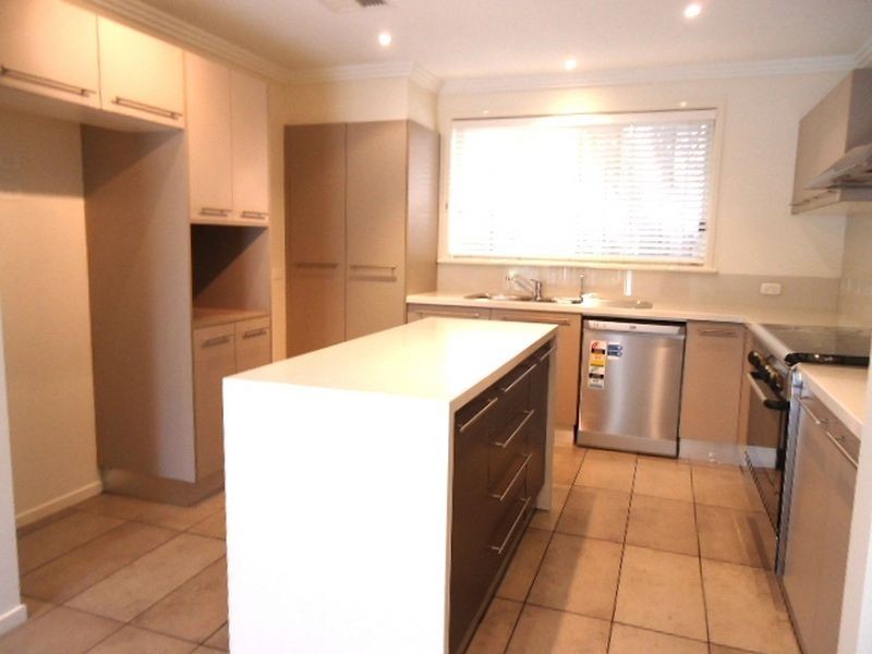 39 Greyfriar Place, Kellyville NSW 2155