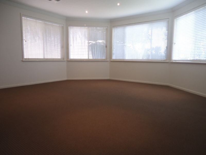 39 Greyfriar Place, Kellyville NSW 2155