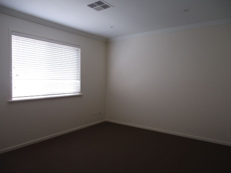 39 Greyfriar Place, Kellyville NSW 2155