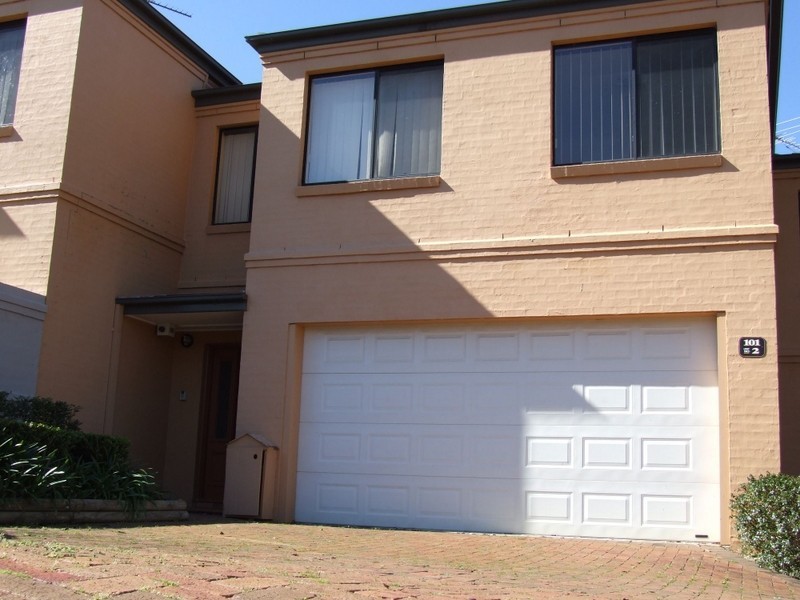 2/101 Bella Vista Drive, Bella Vista NSW 2153