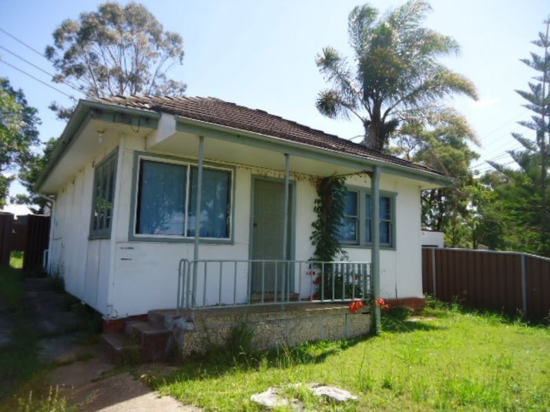 70 Wall Park Ave, Seven Hills NSW 2147