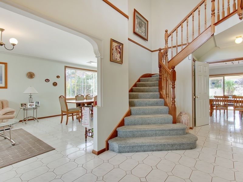 9 Orangery Place, Bella Vista NSW 2153