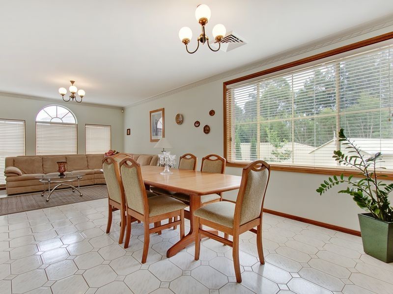 9 Orangery Place, Bella Vista NSW 2153