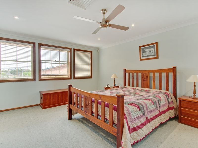 9 Orangery Place, Bella Vista NSW 2153