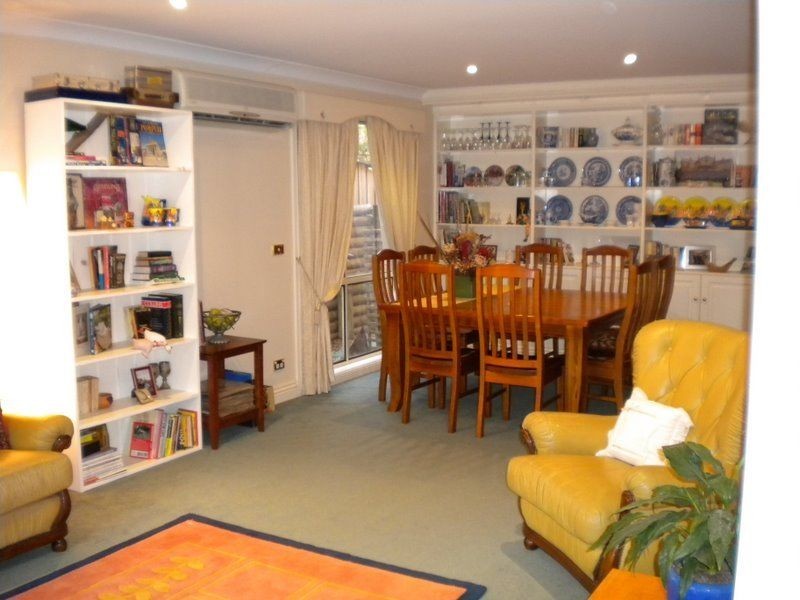 15 Garrett Way, Glenwood NSW 2768