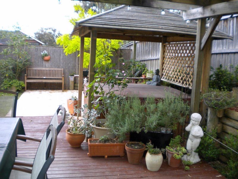 15 Garrett Way, Glenwood NSW 2768