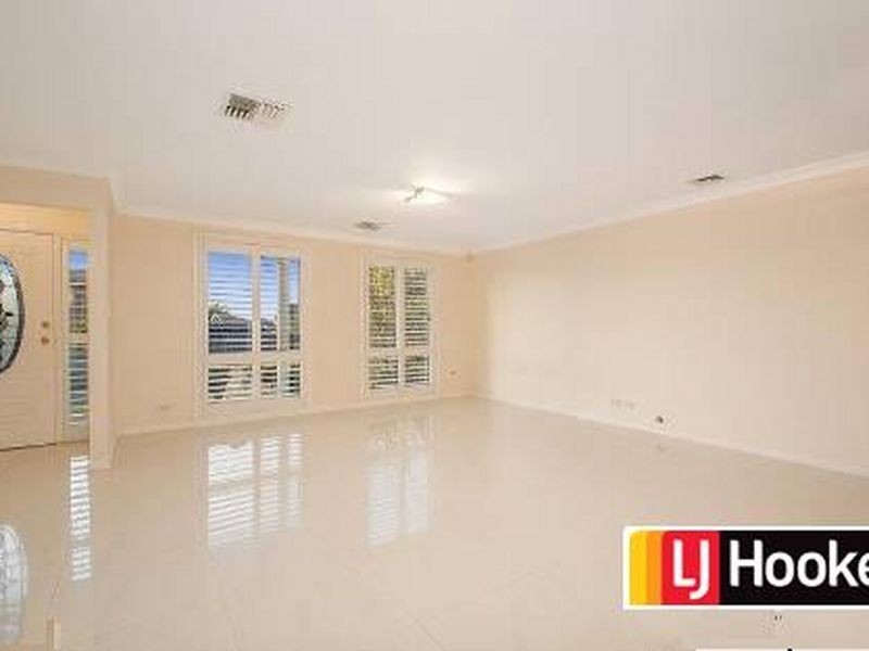 9 Aberdour Ave, Rouse Hill NSW 2155