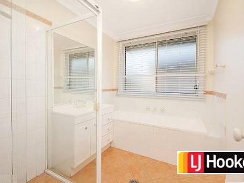 9 Aberdour Ave, Rouse Hill NSW 2155
