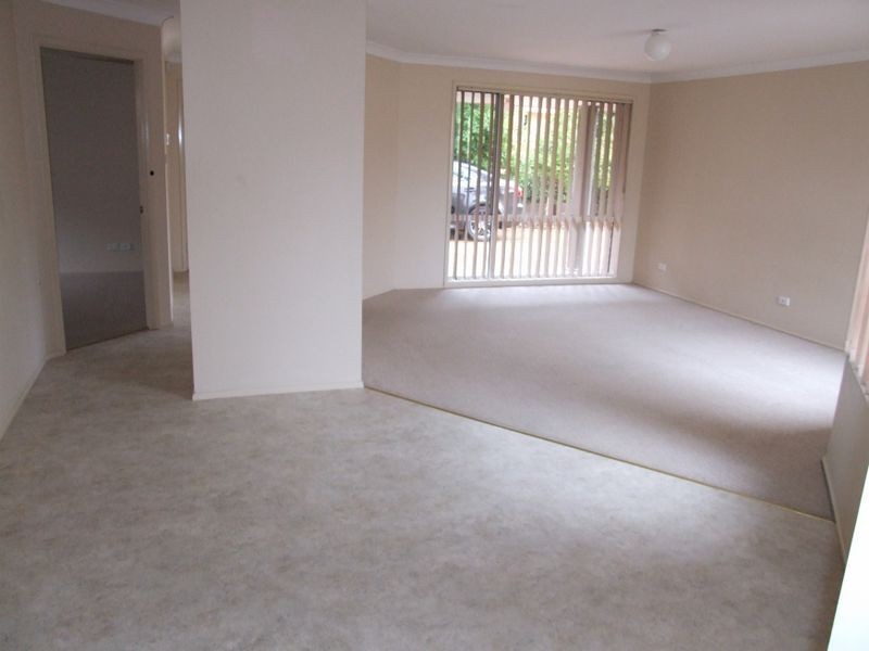 10 Redgum Crescent, Beaumont Hills NSW 2155