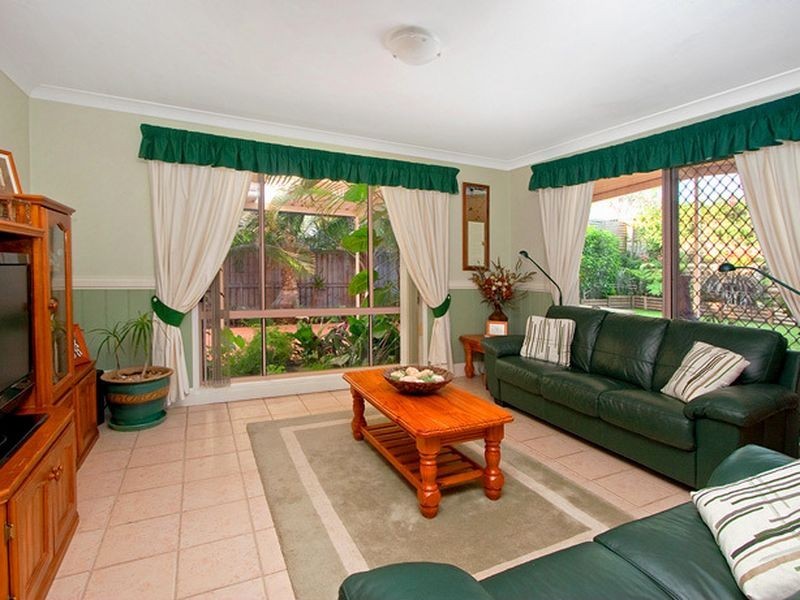 33 Shaun Street, Glenwood NSW 2768
