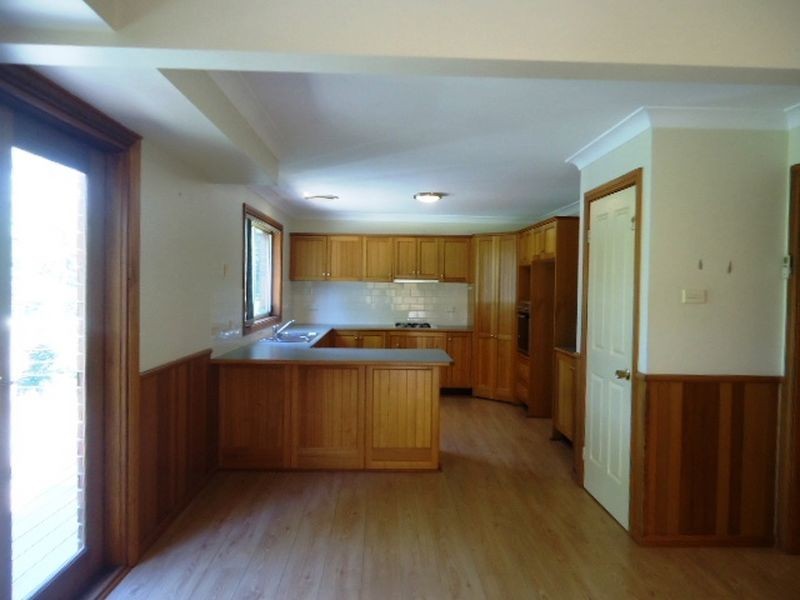 63 Crestview Ave, Kellyville NSW 2155