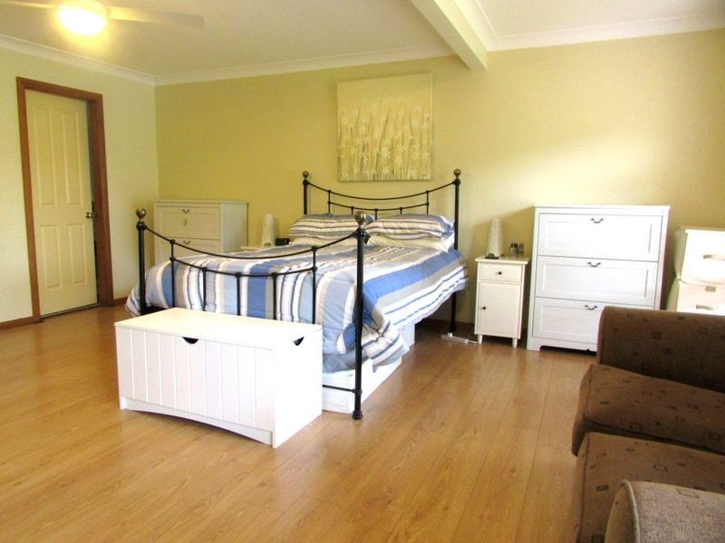 63 Crestview Ave, Kellyville NSW 2155