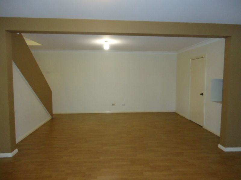 63 Crestview Ave, Kellyville NSW 2155