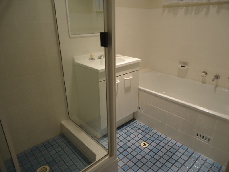 1 McGrath Road, Mcgraths Hill NSW 2756