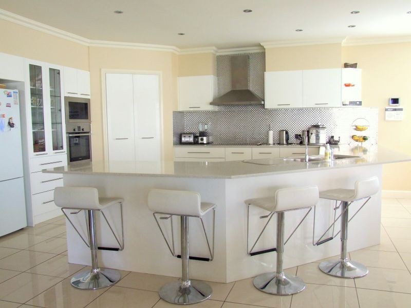 1 Calais Place, Castle Hill NSW 2154