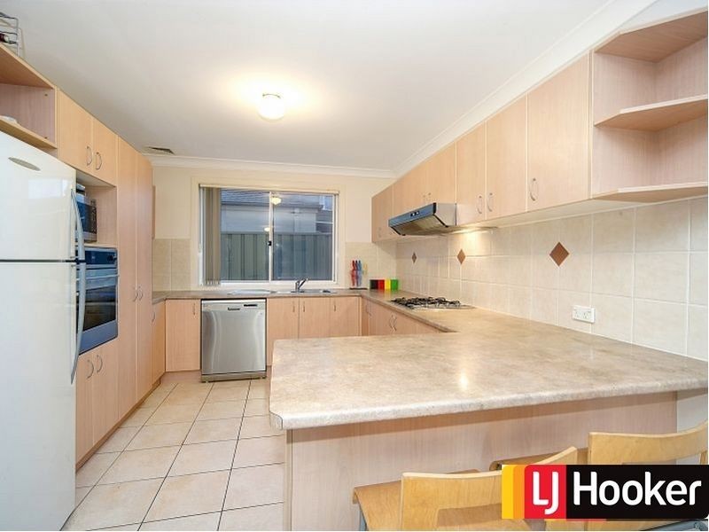 9 Essington Way, Glenwood NSW 2768