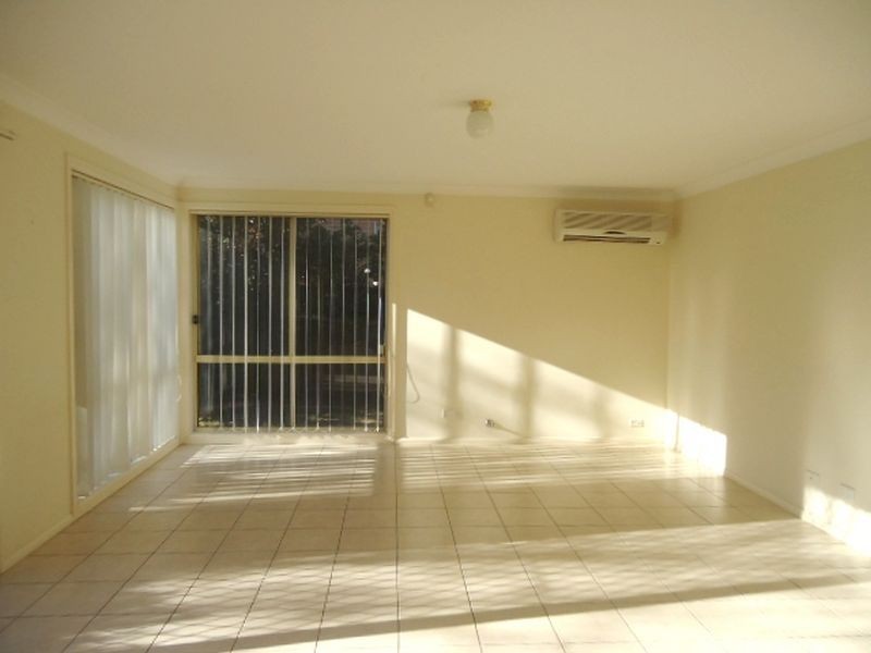 8 Falkirk Court, Kellyville NSW 2155