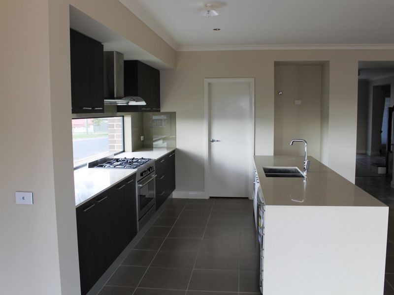 11 Hector Crt, Kellyville NSW 2155