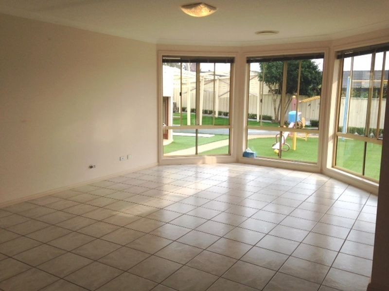 19 Arabella Pl, Bella Vista NSW 2153