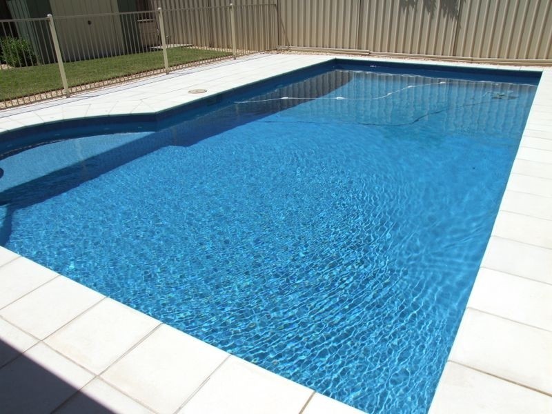 29 Bordeaux Cr, Castle Hill NSW 2154