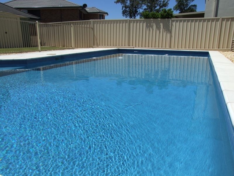 29 Bordeaux Cr, Castle Hill NSW 2154