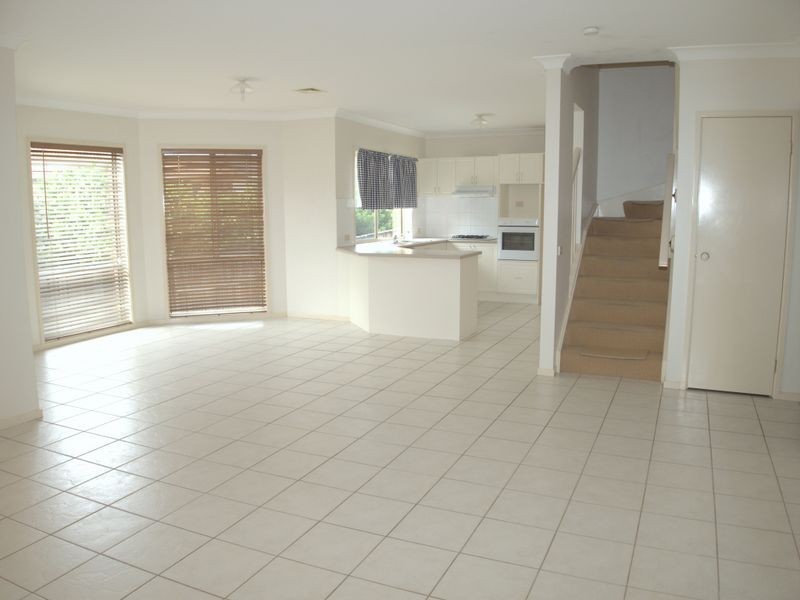 66 Hungerford Dr, Glenwood NSW 2768