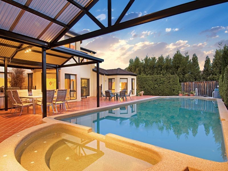4 Nevis Place, Castle Hill NSW 2154