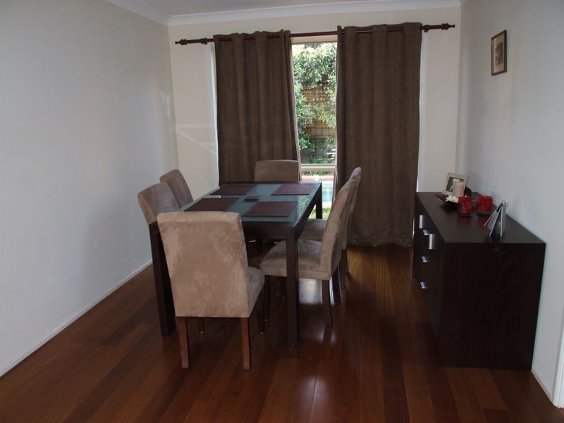 6 Amberlea St, Glenwood NSW 2768