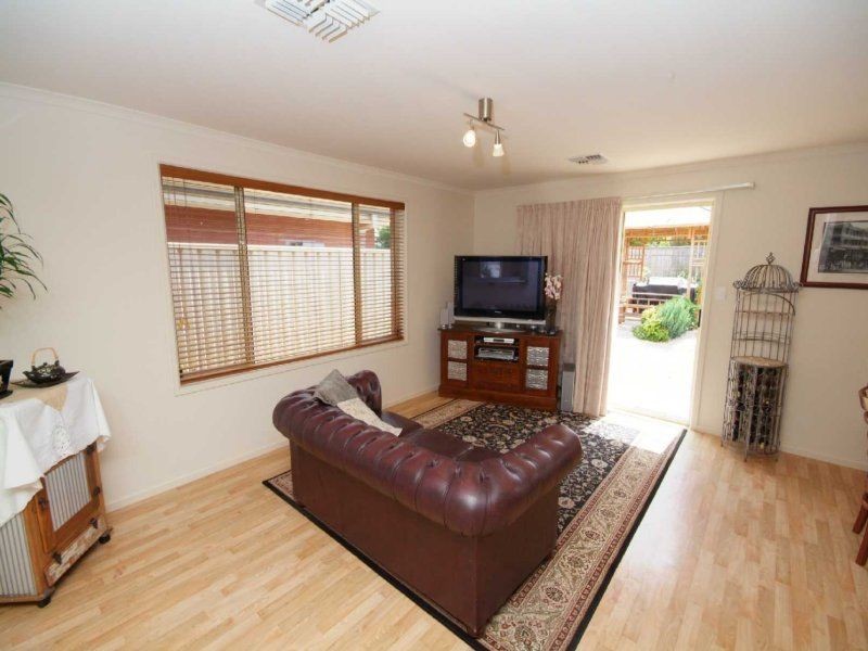 8 LLEWEN STREET, Hillcrest SA 5086