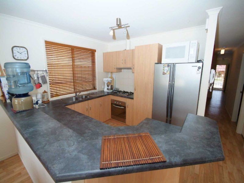 8 LLEWEN STREET, Hillcrest SA 5086