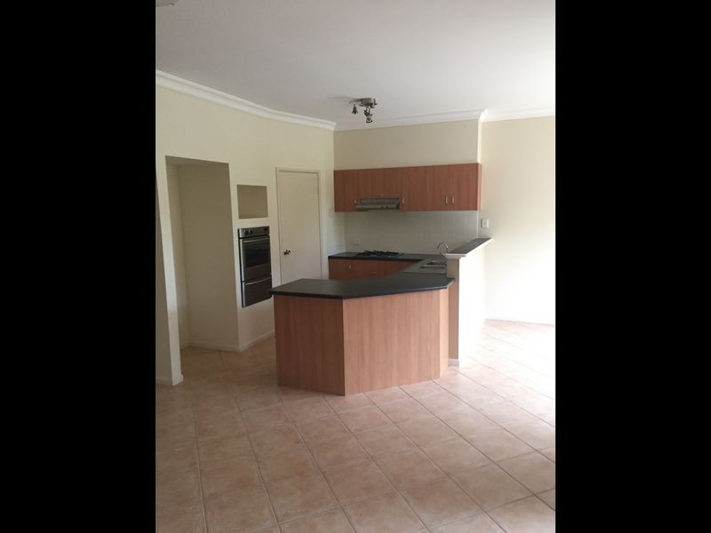 16 Parkview Drive, Mawson Lakes SA 5095