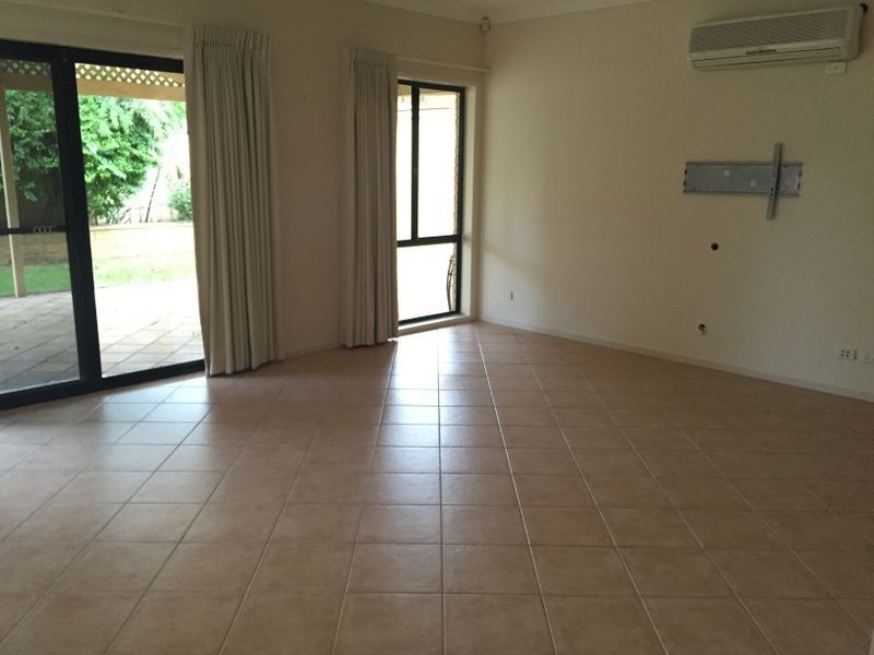 16 Parkview Drive, Mawson Lakes SA 5095