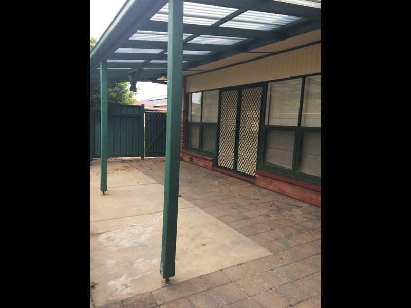 21 Deans Road, Campbelltown SA 5074