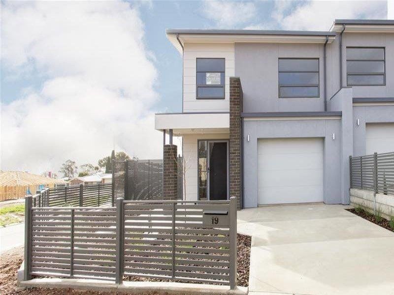 19 Parkview Walk, Elizabeth Park SA 5113
