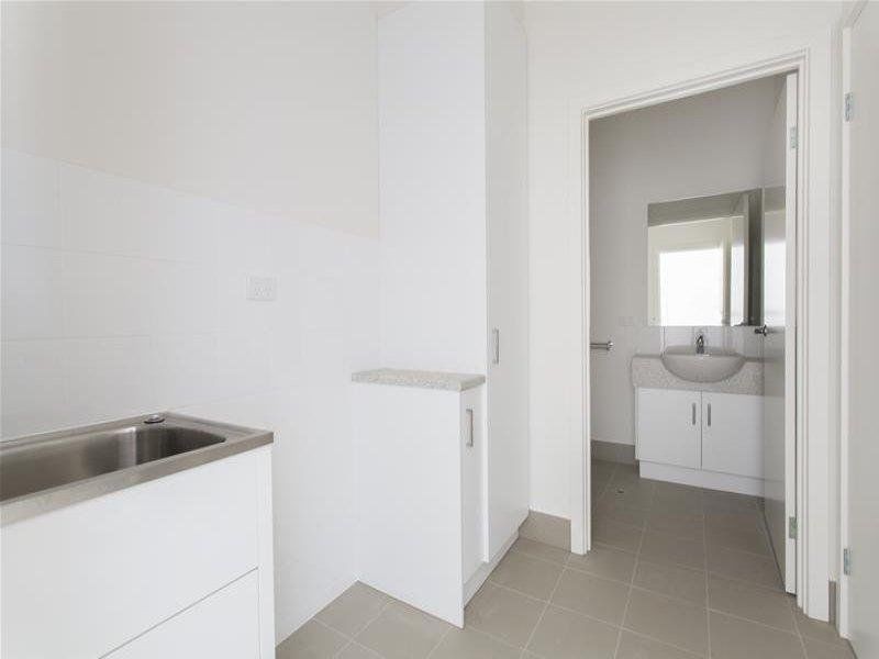 19 Parkview Walk, Elizabeth Park SA 5113