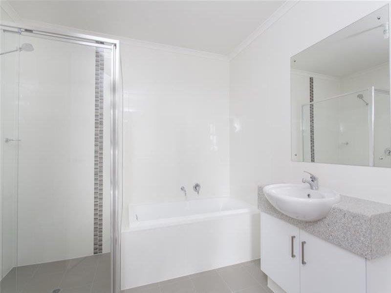 19 Parkview Walk, Elizabeth Park SA 5113