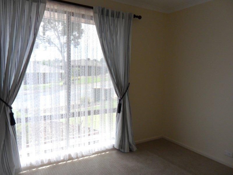 12 Highfield Drive, Hillbank SA 5112