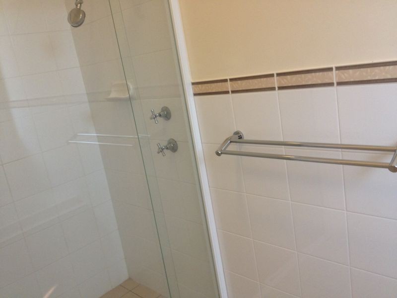 24a Rutherglen Avenue, Valley View SA 5093