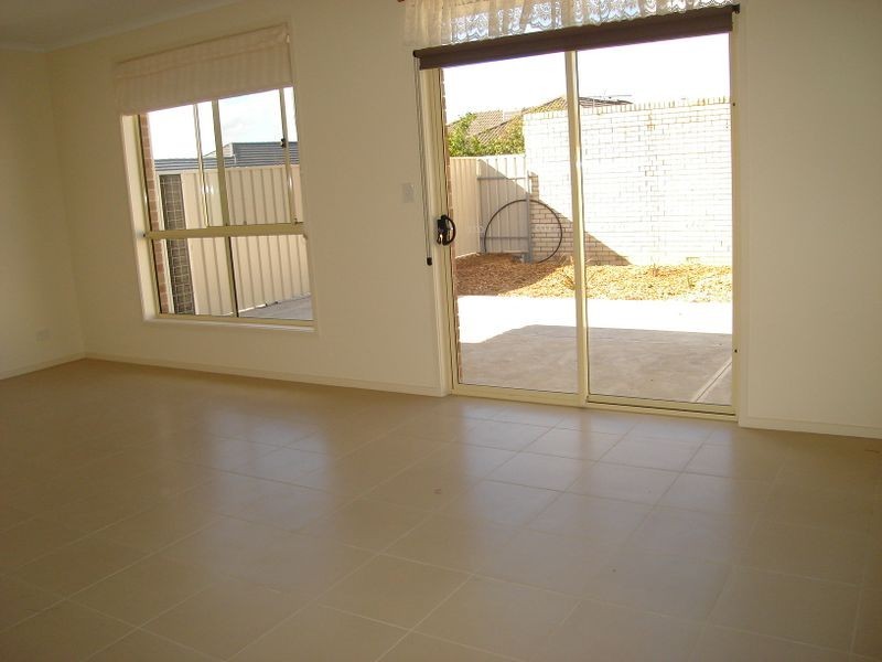 24a Rutherglen Avenue, Valley View SA 5093