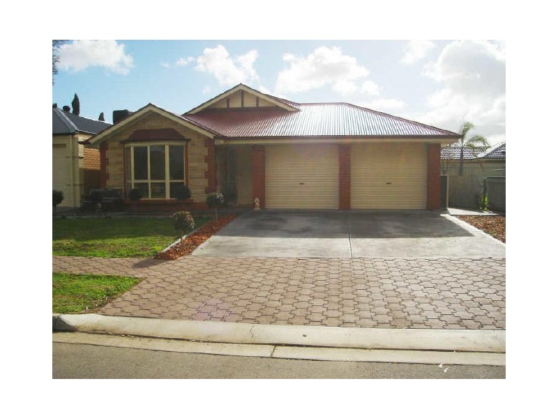 4 Chaplin Avenue, Hillcrest SA 5086
