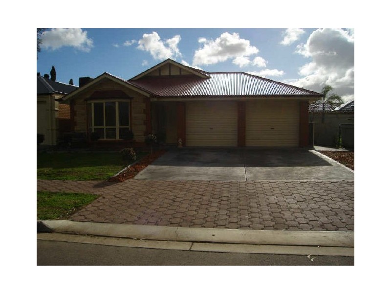 4 Chaplin Avenue, Hillcrest SA 5086
