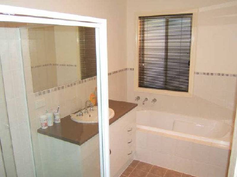 20a Lurline Avenue, Gilles Plains SA 5086