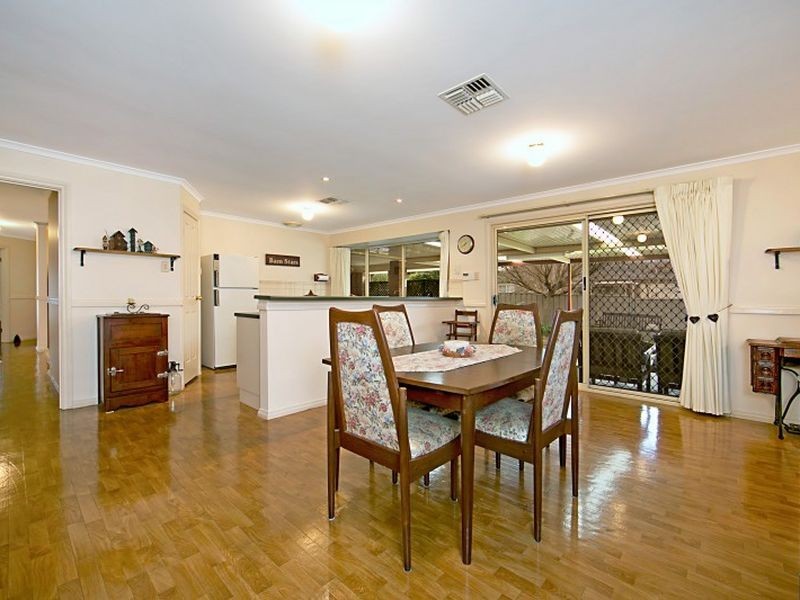 1 Amadeus Court, Greenwith SA 5125