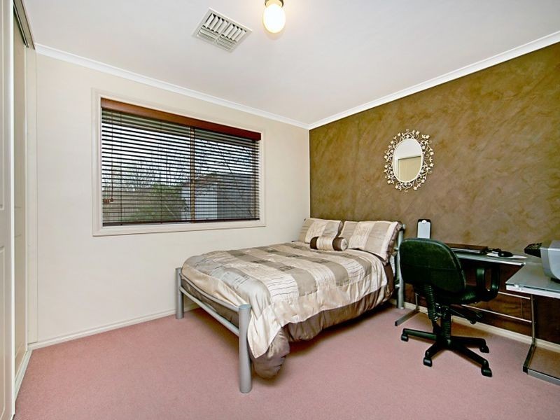 1 Amadeus Court, Greenwith SA 5125