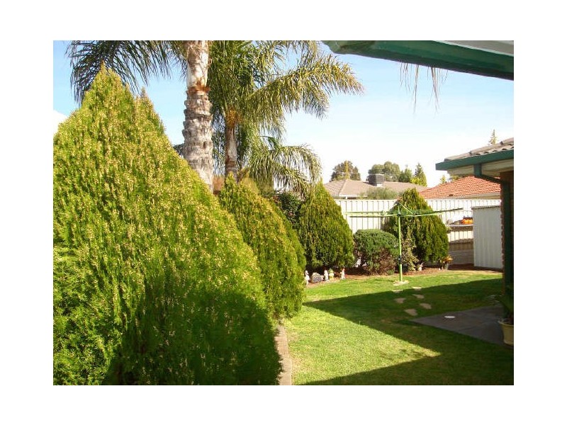 6 Oakvale Place, Wynn Vale SA 5127