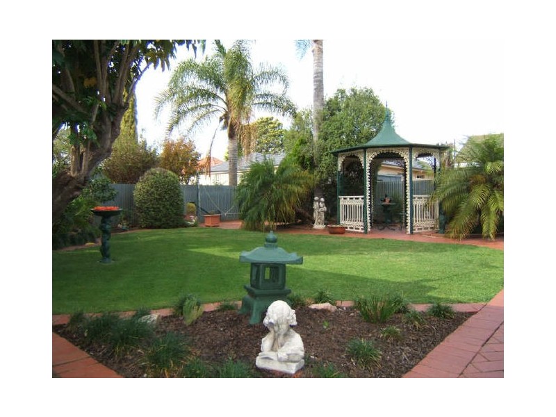 13 Walker Avenue, Paradise SA 5075