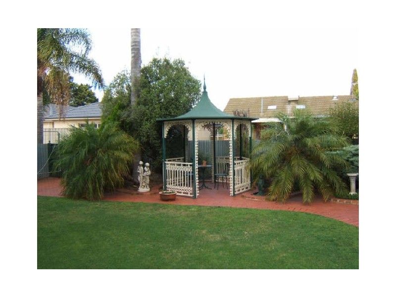 13 Walker Avenue, Paradise SA 5075